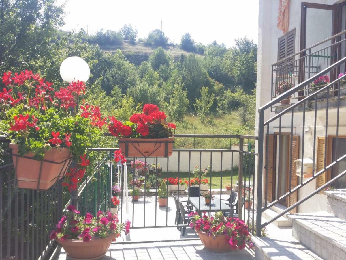 Hotel Il Bucaneve Barrea Zewnętrze zdjęcie